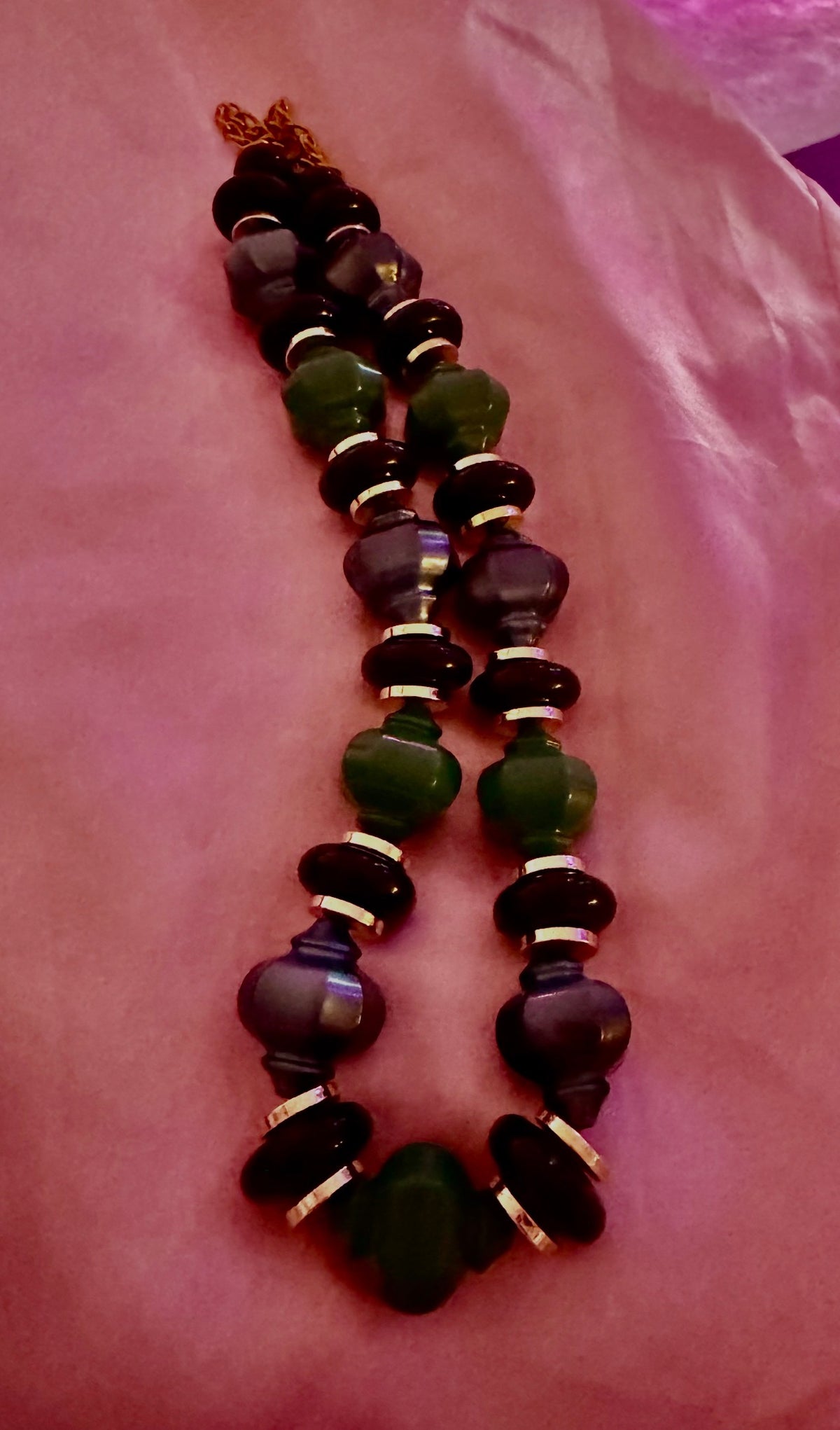 ATLAS 033 vintage statement-halsband närbild