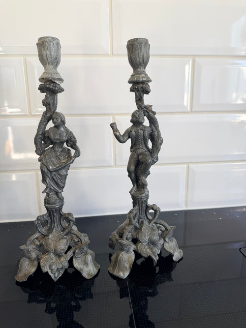 Figurativa dekorativa ljusstakar, detaljbild